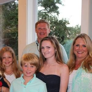 Meet your Posher, Katelyn